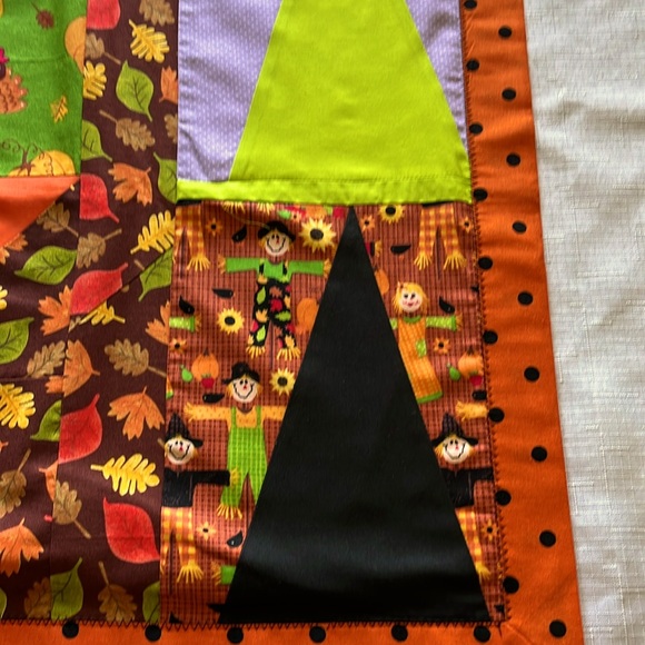 HAND CRAFTED QUILTED - Picture 4 of 7